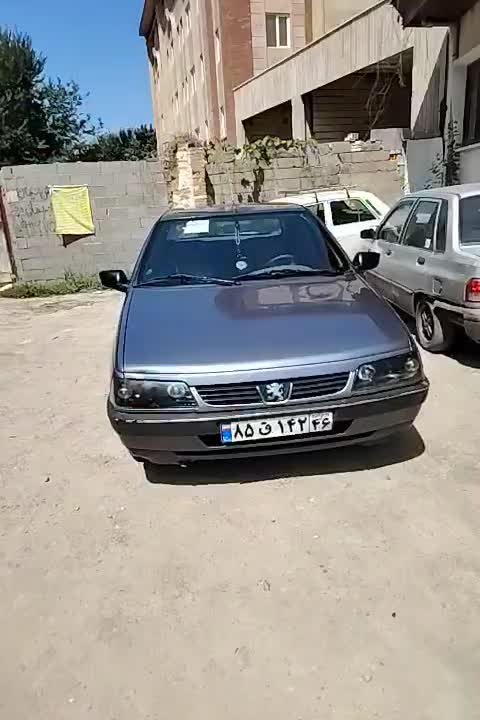 پژو ۴۰۵ مدل ۹۳ بی رنگ و ضربه|خودرو سواری و وانت|رشت, یخسازی|دیوار