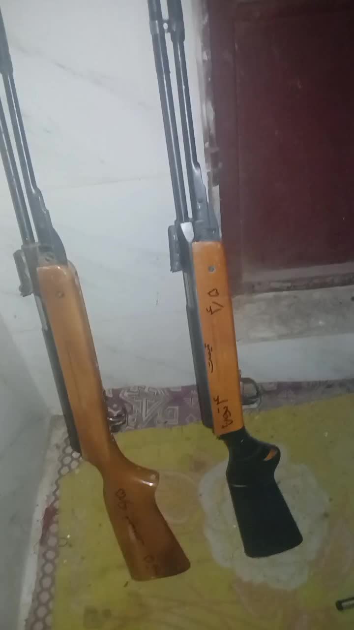 بدلیجات|بدلیجات|بروجن, |دیوار