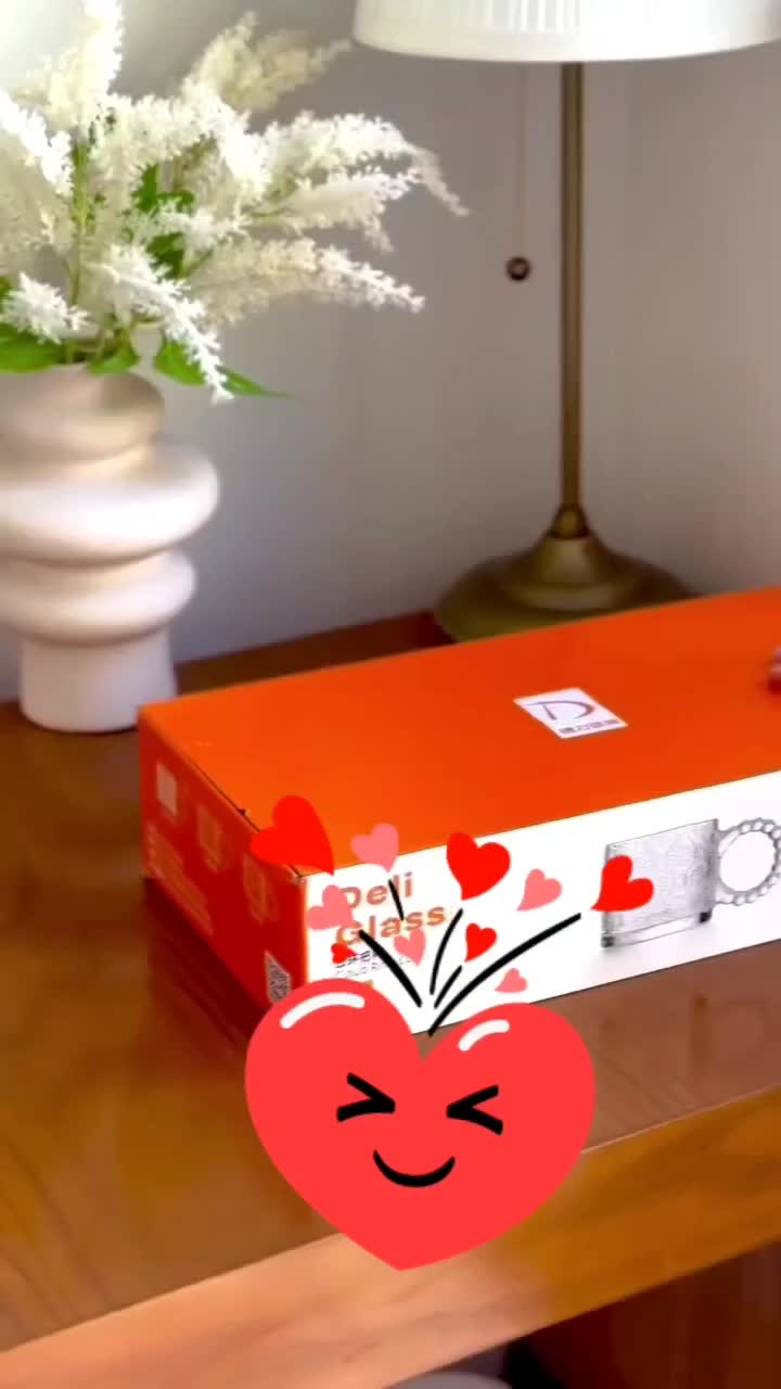 لیوان. دسته مرواریدی برند،دلی،وارداتی حجم۳۲۰میل|ظروف سرو و پذیرایی|تهران, پرستار|دیوار