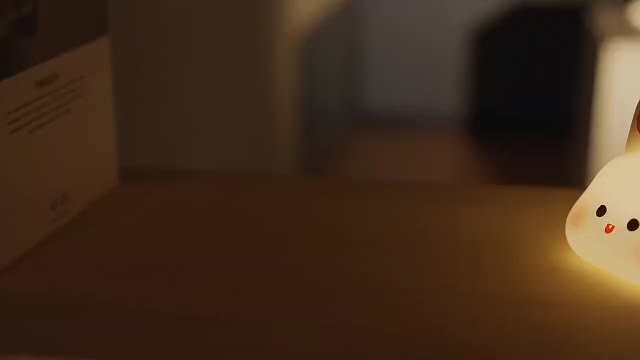 شب خواب سیلیکونی دارای تغییر رنگ|چراغ خواب و آباژور|کرج, اصفهانی‌ها|دیوار