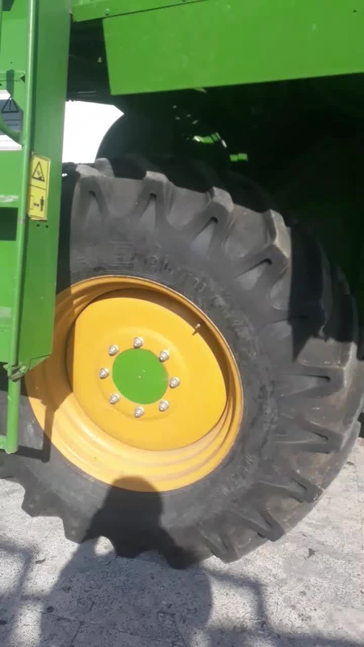 فروش دو دستگاه کمباین مدل ۴۰۲ و ۴۰۳|خودرو سنگین|ارومیه, |دیوار