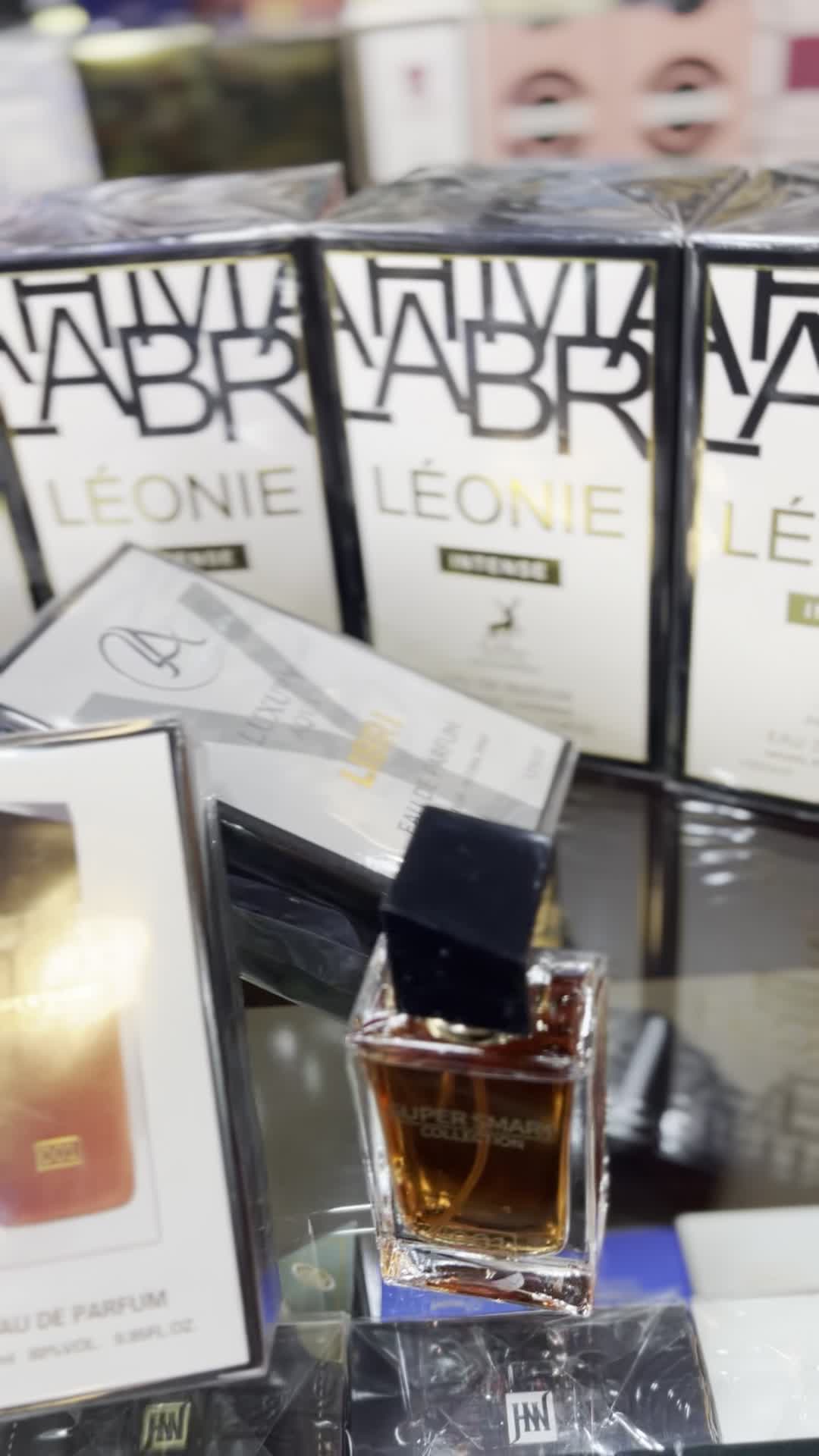 تجربه ای جدید با عطرهای متنوع و خاص|آرایشی، بهداشتی، درمانی|شیراز, ملاصدرا|دیوار