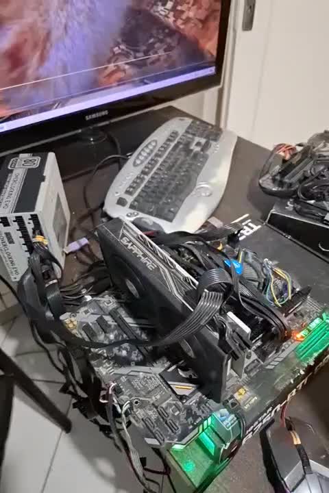 کارت گرافیک rx580 4gig nitroplus sapphire|قطعات و لوازم جانبی رایانه|تهران, سلسبیل شمالی|دیوار