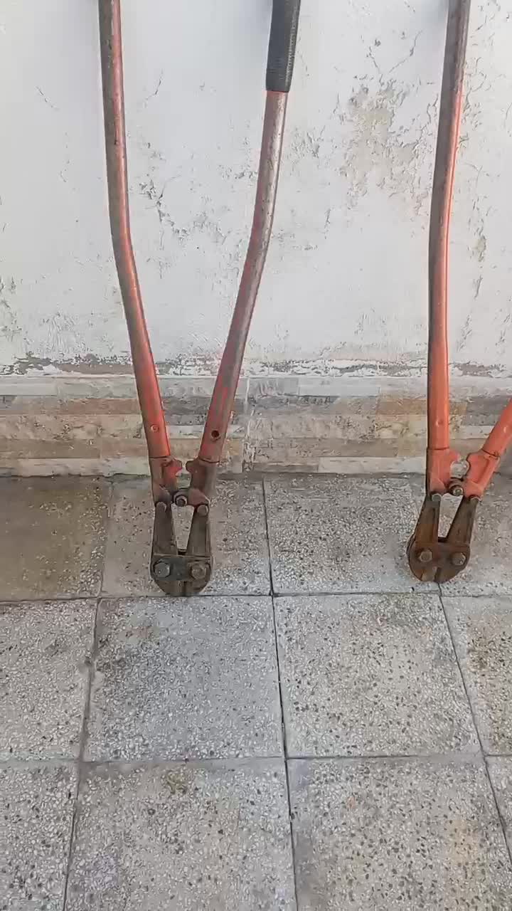 مقداری وسایل|ابزارآلات|اسفراین, |دیوار