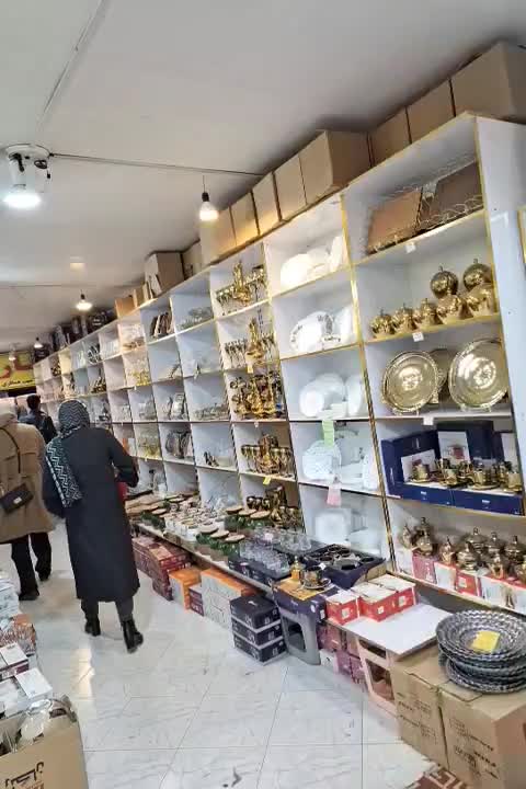 به یک فروشنده باسابقه کاری نیازمندیم|استخدام خدمات فروشگاه و رستوران|شیروان (خراسان), |دیوار