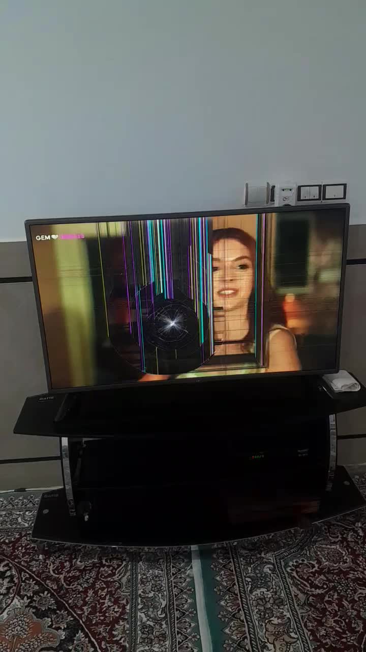 تلویزیون ۴۰ اینچ|تلویزیون و پروژکتور|اندیمشک, |دیوار