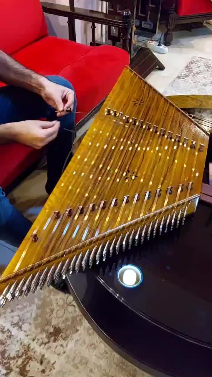 کارگاه سنتور سازی امین کاسب|سازهای سنتی|گرگان, |دیوار