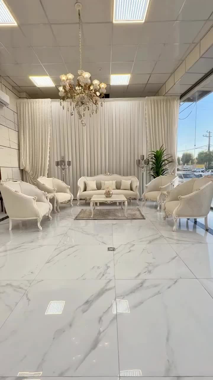 مبل کلاسیک شیک|مبلمان خانگی و میز عسلی|چهاردانگه (تهران), |دیوار