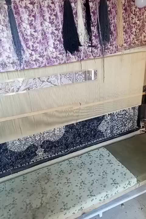 فروش قالی تمام ابریشم نیمه کاره 2.5. 3.5|فرش|مراغه, |دیوار