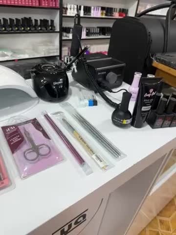 پکیج کامل کاشت ناخن (نقد و اقساط)|آرایشی، بهداشتی، درمانی|شیراز, قدوسی شرقی|دیوار