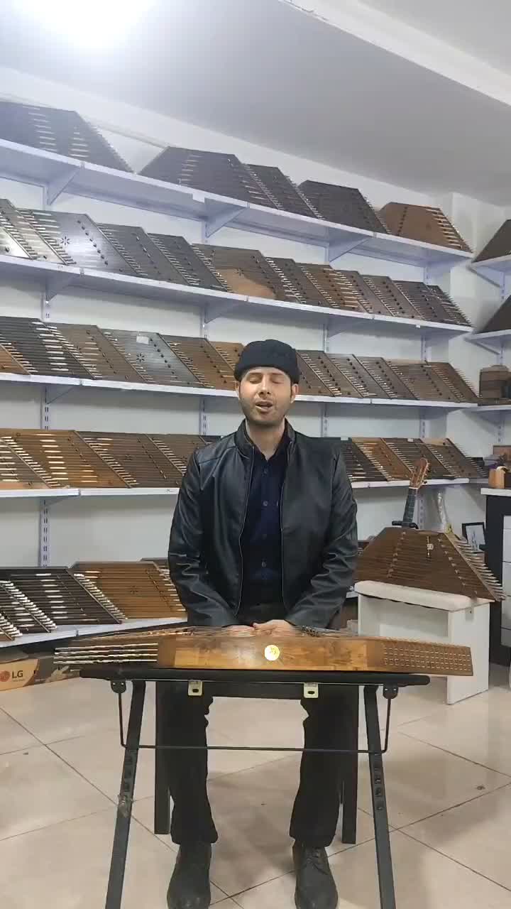 قلب سنتور استان فارس|سازهای سنتی|شیراز, وصال|دیوار