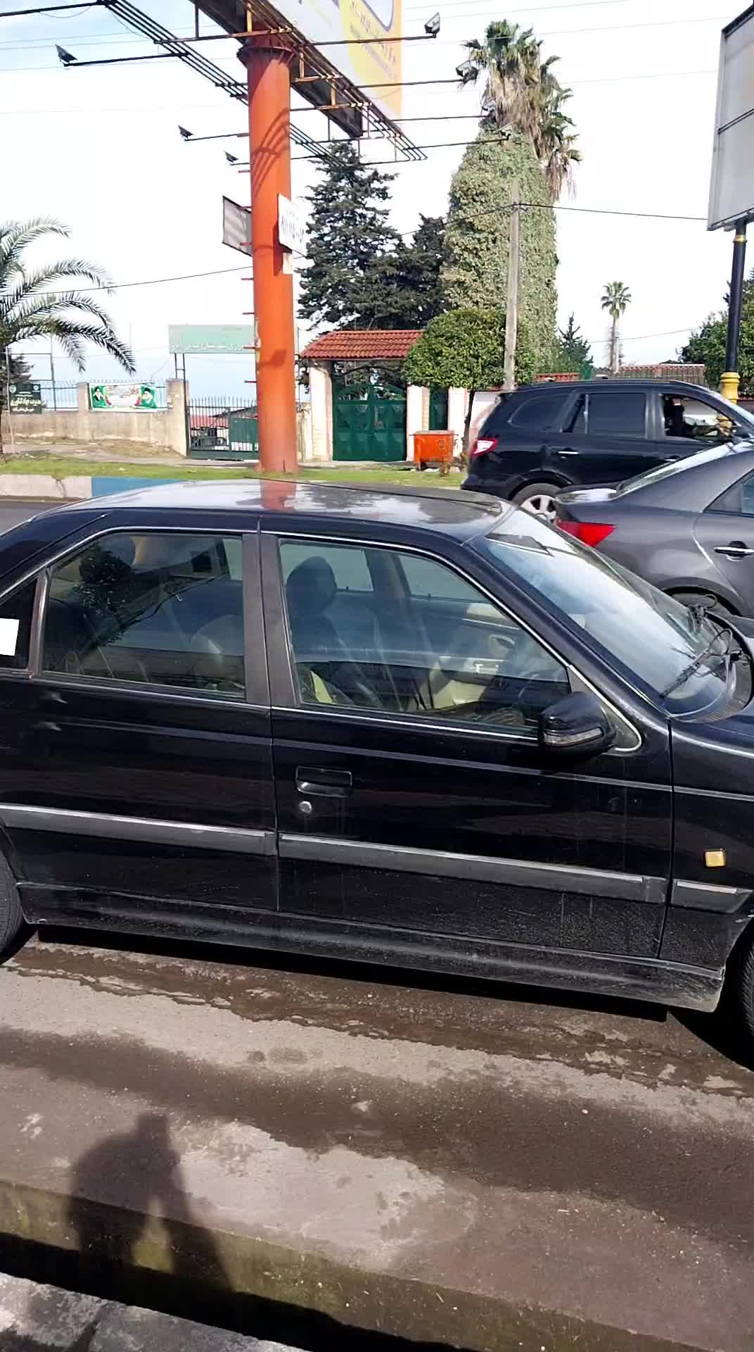 پژو پارس مشکی مدل ۹۲|خودرو سواری و وانت|رشت, رشتیان|دیوار