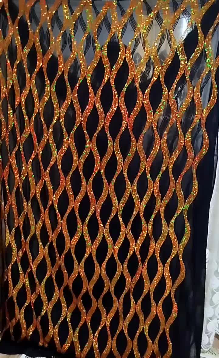 ... پارچه‌پولکی ۳ و نیم متر|لباس|قروه, |دیوار