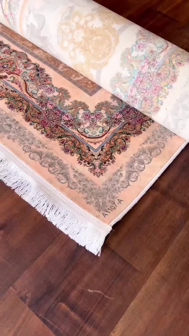 فرش ۱۲۵۰ شانه ابریشمی ابزار دست|فرش|رشت, حومه رشت|دیوار