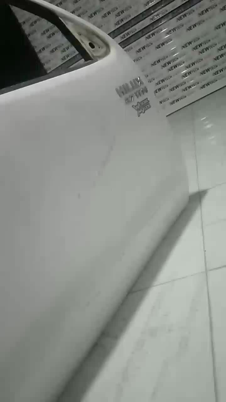 قطعات بدنه تویوتا هایلوکس|قطعات یدکی و لوازم جانبی|بانه, |دیوار