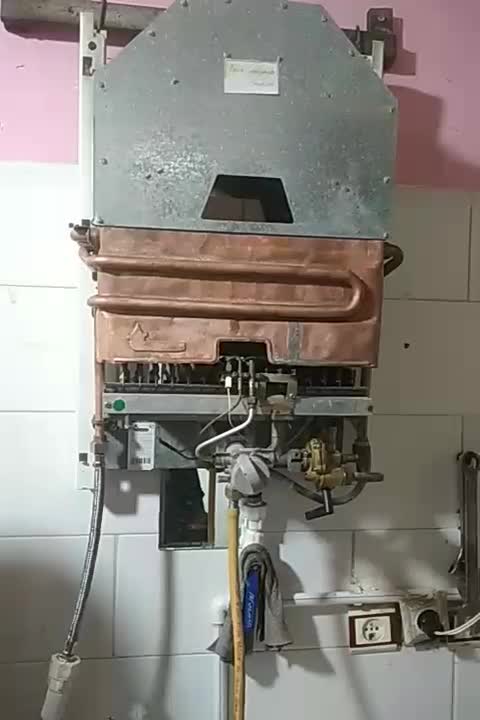 ابگرمکن 3118در حد نو|آبگرمکن، پکیج، شوفاژ|اسلامآباد غرب, |دیوار