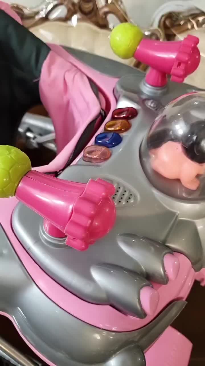 روروئک برند baby walker|کالسکه و لوازم جانبی|نظرآباد, نظرآباد|دیوار