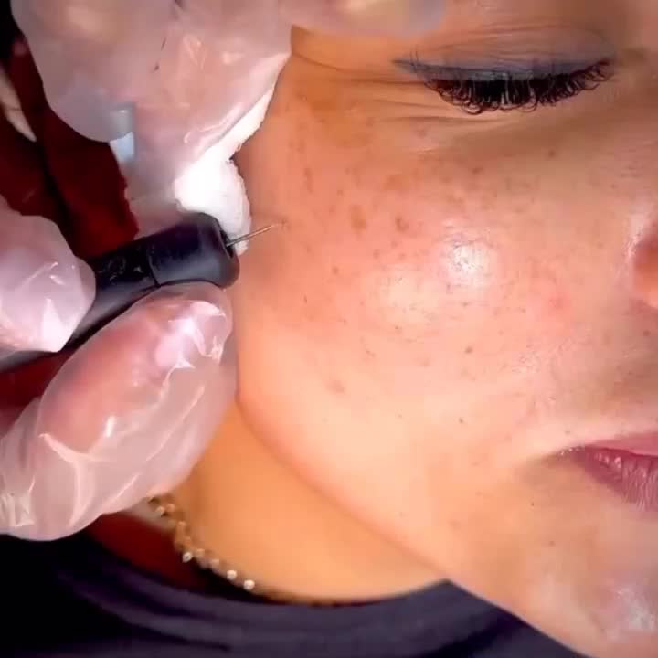صورتت مثل آینه میشه|خدمات آرایشگری و زیبایی|قم, باسکول|دیوار