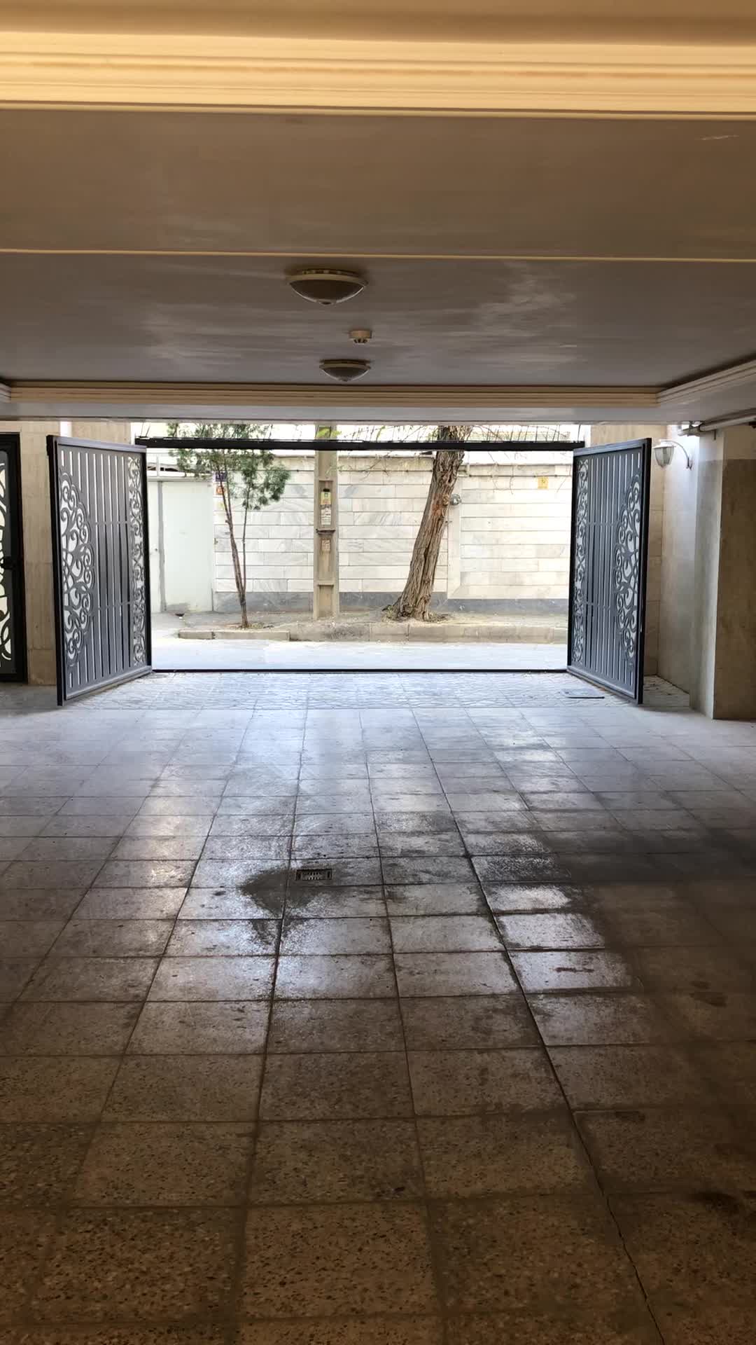 جک درب بازویی وریلی،قفل برقی،آرام بند،آیفون تصویری|خدمات پیشه و مهارت|اراک, |دیوار