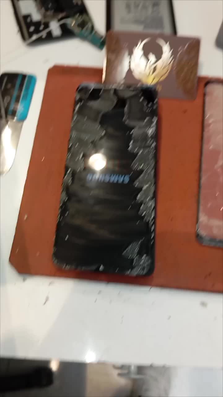 تا وقتی ال سی دی تعمیر میشه چرا تعویض شع|خدمات رایانه‌ای و موبایل|مشهد, شفا|دیوار