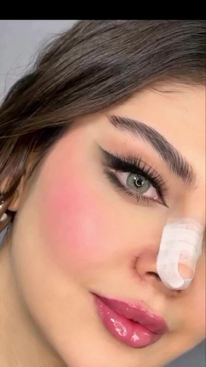 آموزش وخدمات میکاپ ناخن پدیکور|خدمات آرایشگری و زیبایی|کرمانشاه, |دیوار