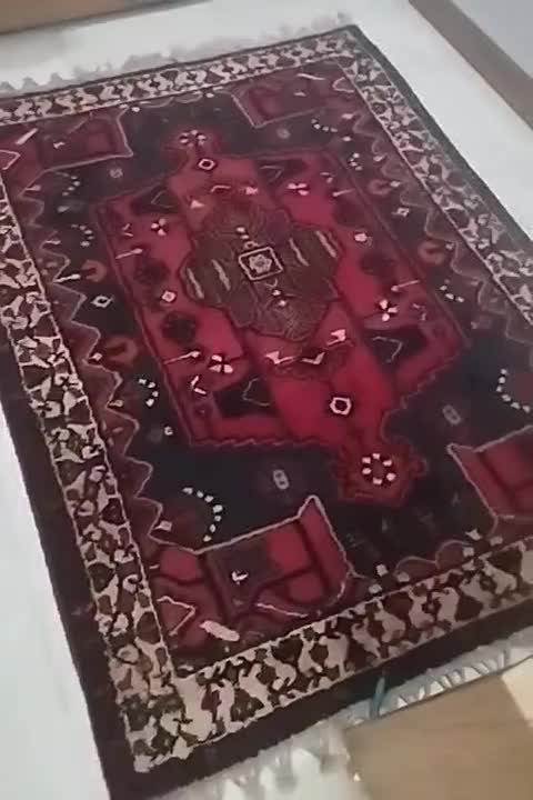 قالی دست بافت خوش رنگ خوش نقشه|فرش|شوشتر, |دیوار