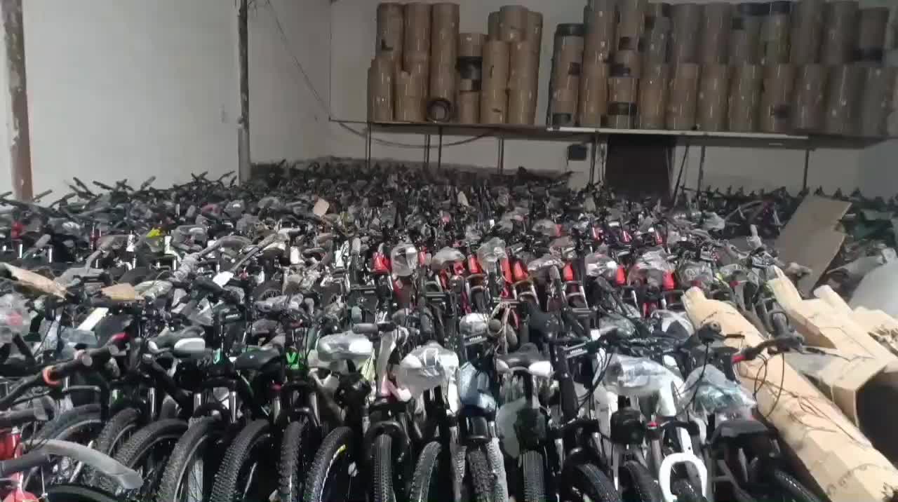 بازرگانی و سرزمین دوچرخه 20/24/26و27 ویوا آکبند نو|دوچرخه، اسکیت، اسکوتر|اراک, |دیوار