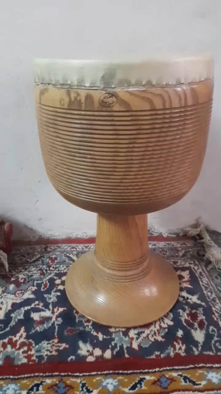 تنبک شیرانی اصفهان|سازهای سنتی|خرم‌آباد, |دیوار