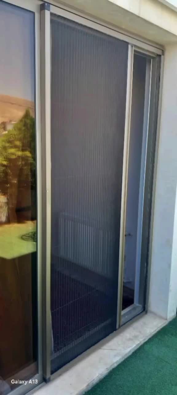 ساخت توری ریلی پلیسه و تعمیرات درب و پنجره دوجداره|خدمات پیشه و مهارت|شیراز, زرهی|دیوار