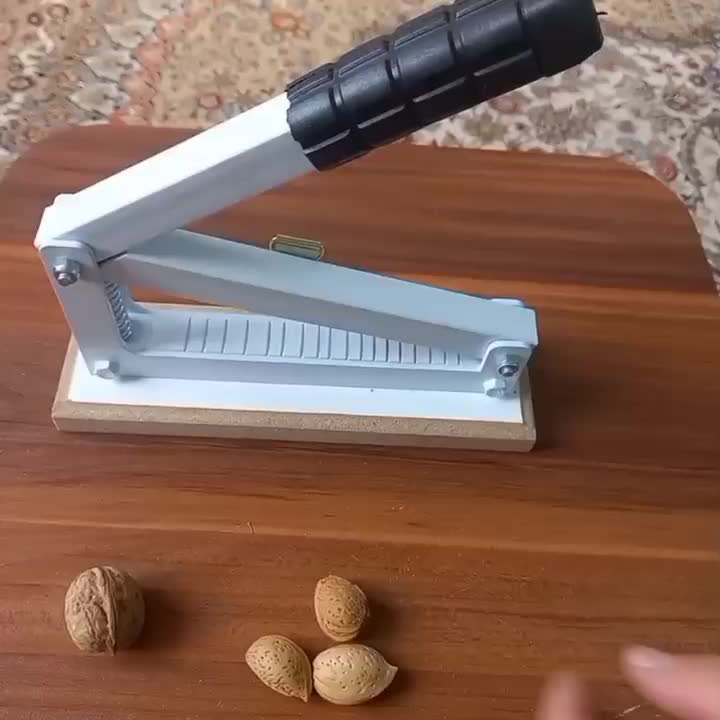 هسته شکن بادام شکن گردو شکن|ظروف پختوپز|قم, پردیسان|دیوار
