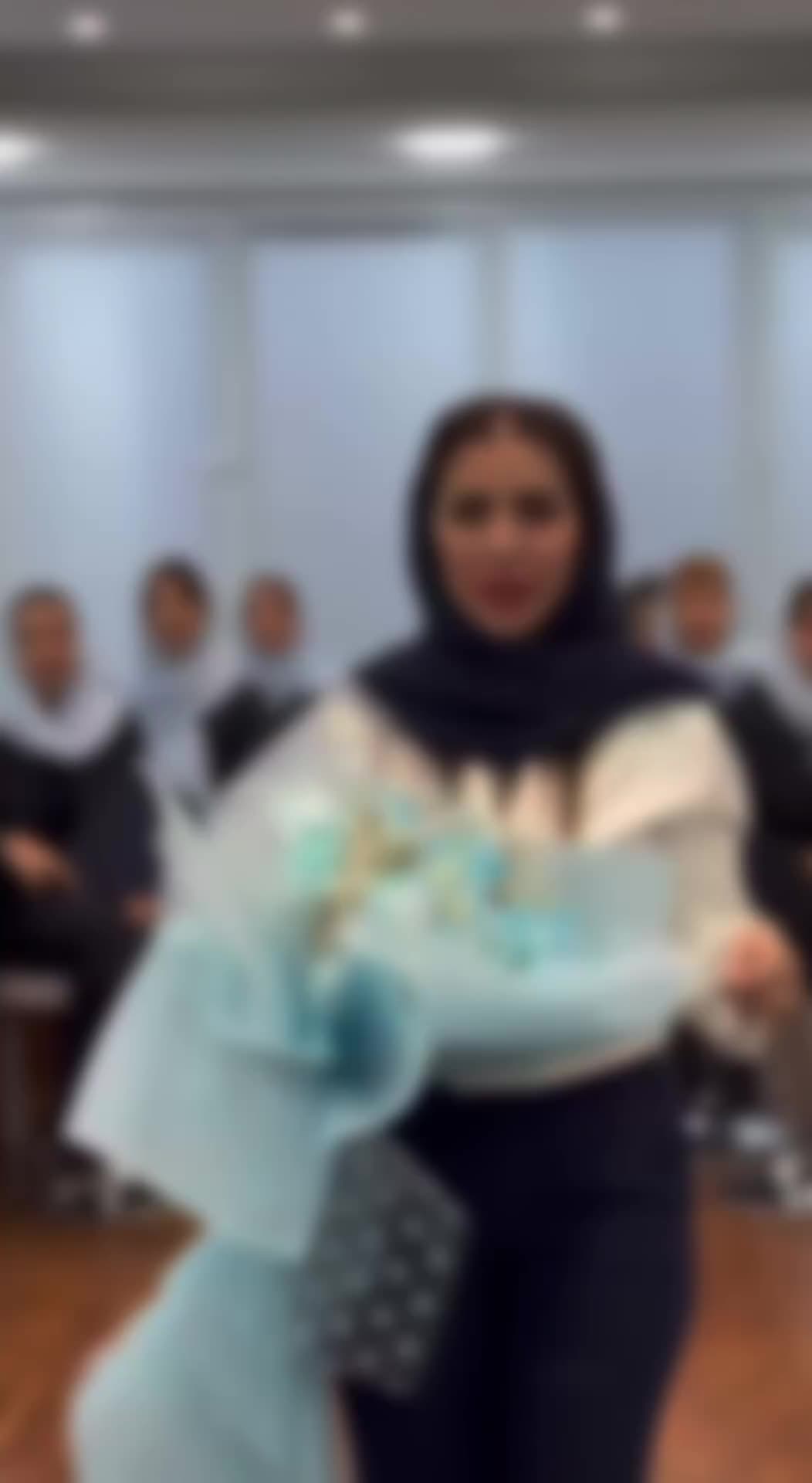 کراتین،اموزش گروهی با ارائه مدرک بین المللی|خدمات آموزشی|رشت, پستک|دیوار