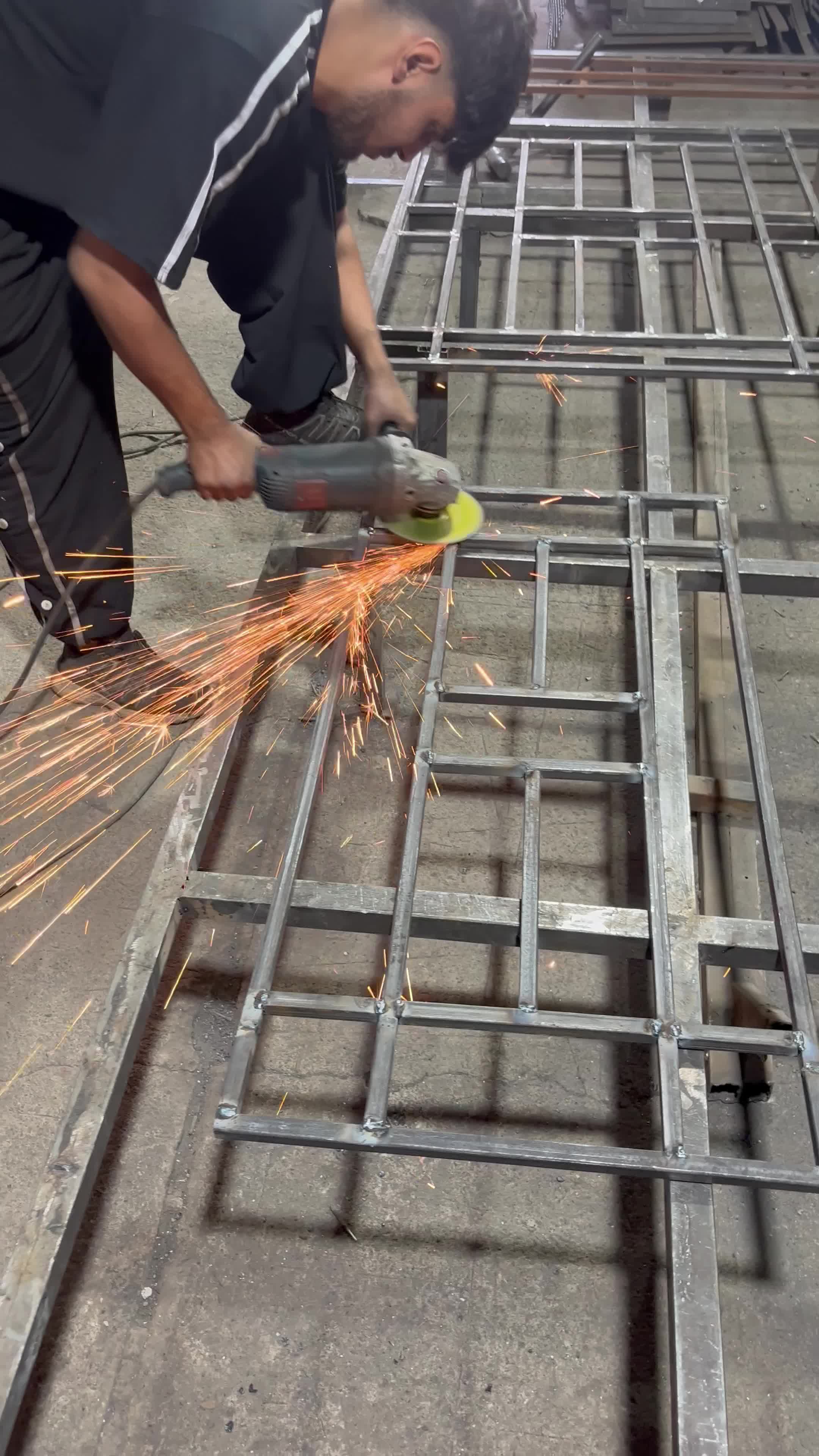 جوشکاری|خدمات پیشه و مهارت|پرند, فاز ۳|دیوار