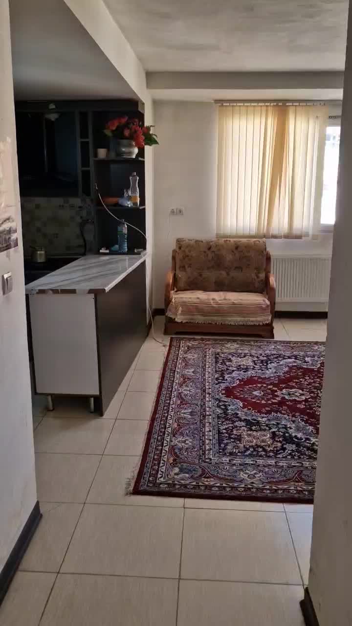 آپارتمان همراه به پارکینگ|اجارهٔ کوتاه‌مدت آپارتمان و سوئیت|شیراز, انجیر|دیوار
