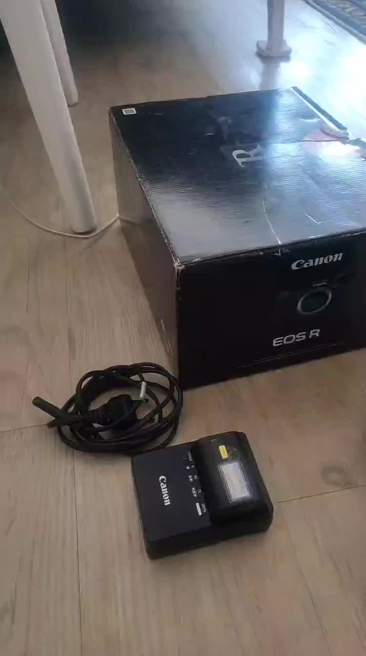 دوربین کنون R|دوربین عکاسی و فیلم‌برداری|اصفهان, کوی شهید کشوری|دیوار