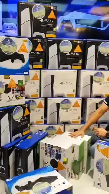 پلی استیشن 4 Slim فروشگاه اقساطی توانایی با 5 بازی|کنسول، بازی ویدئویی و آنلاین|تهران, شهرک غرب|دیوار