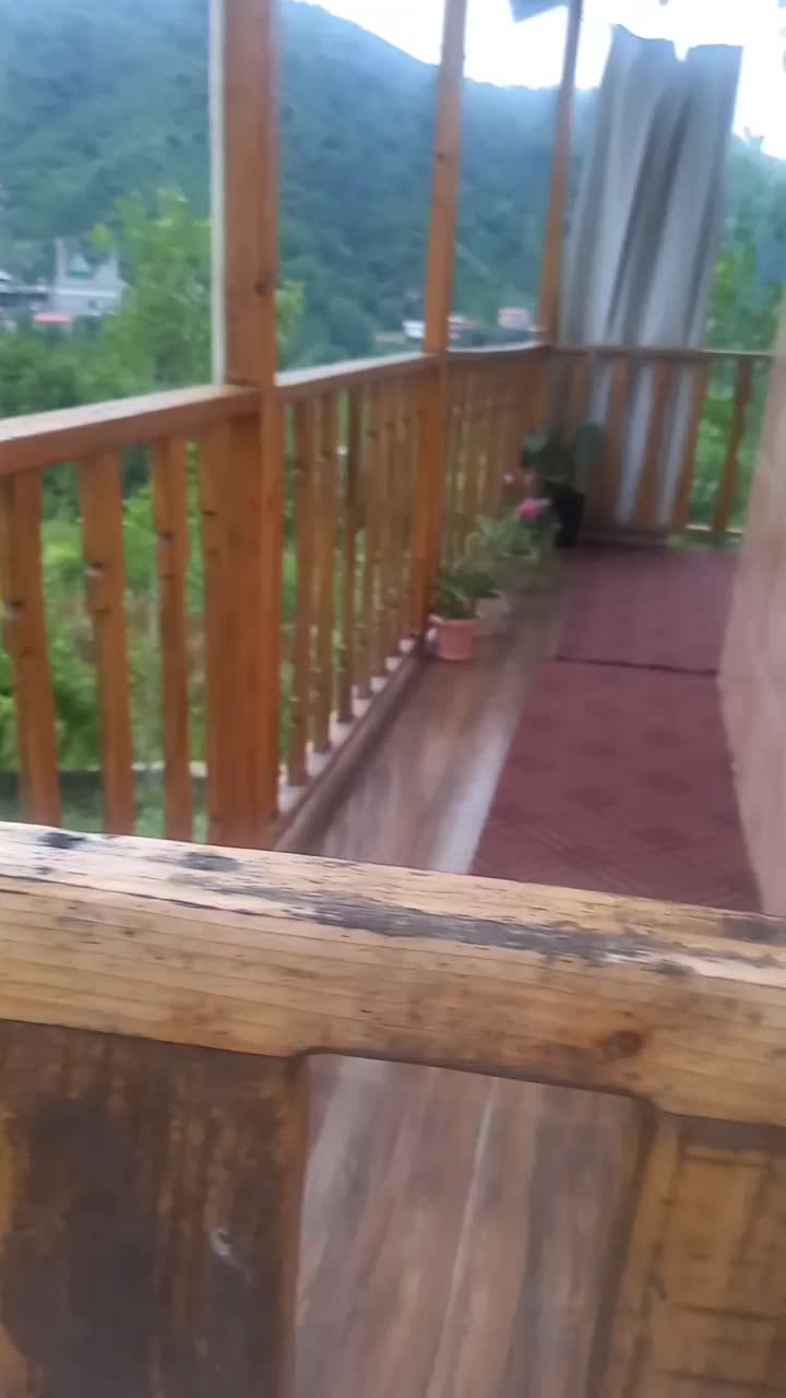 ویلاجنگلی نویان با ویو بی نظیر|اجارهٔ کوتاهمدت ویلا و باغ|شیرگاه, |دیوار