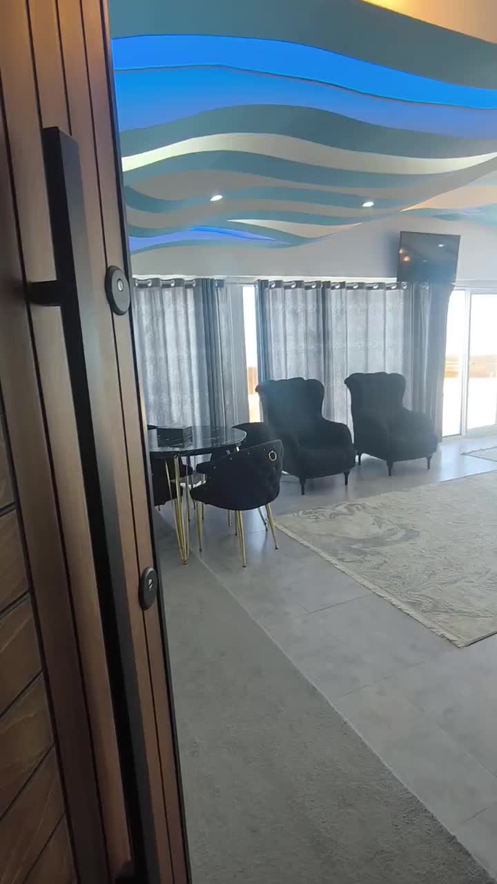 رهن واحد ۱۶۰ متری فرنیش ویو دریا با امکانات هتلی|اجارهٔ آپارتمان|بندر انزلی, پاسداران|دیوار