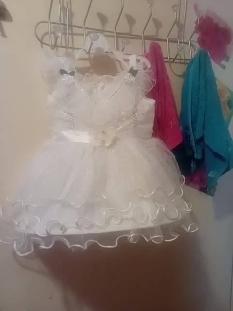 لباس عروس|کفش و لباس بچه|شیراز, لب آب|دیوار