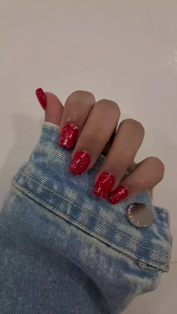 کاشت فقط200|خدمات آرایشگری و زیبایی|رشت, پیرکلاچای|دیوار