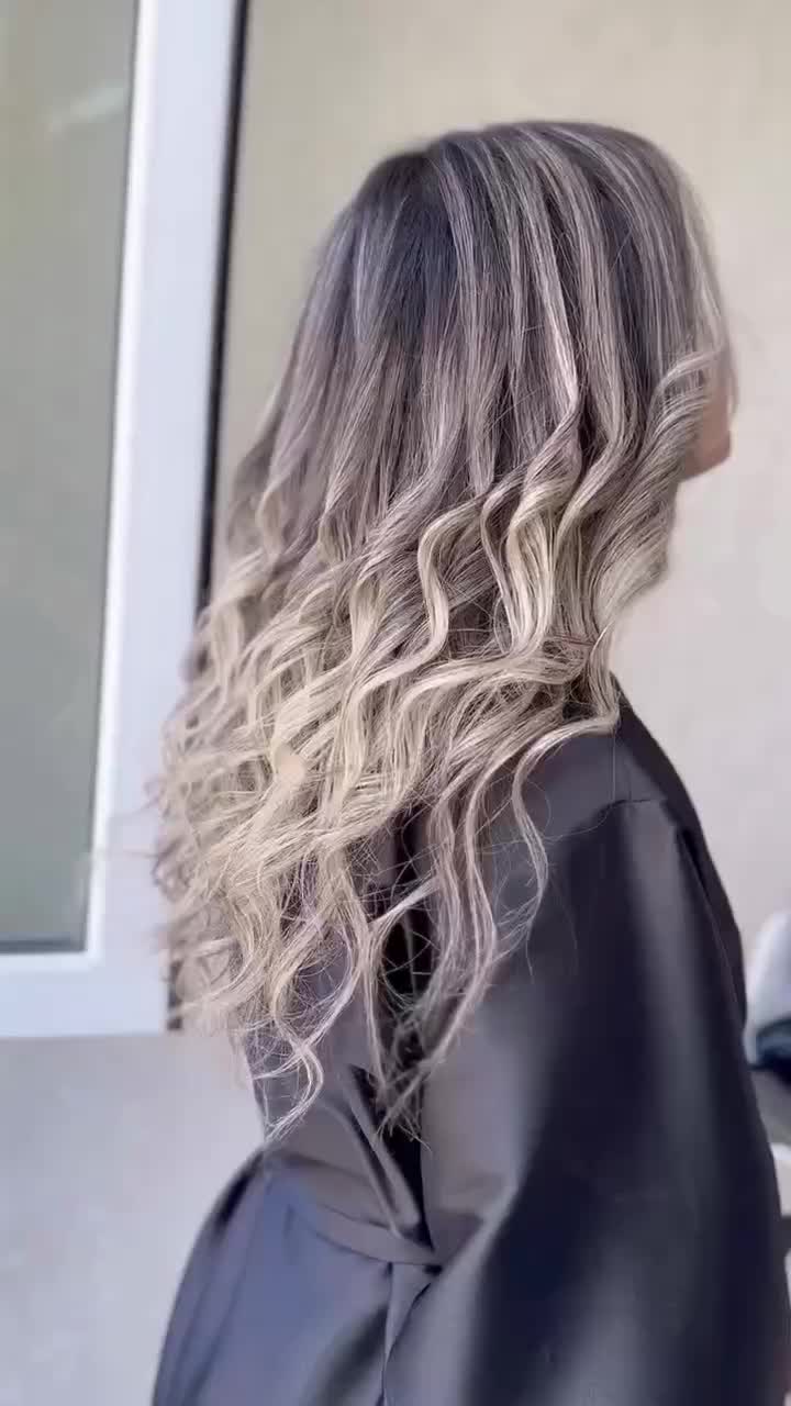 تخفیف خدمات رنگ مو|خدمات آرایشگری و زیبایی|شیراز, آزادی|دیوار