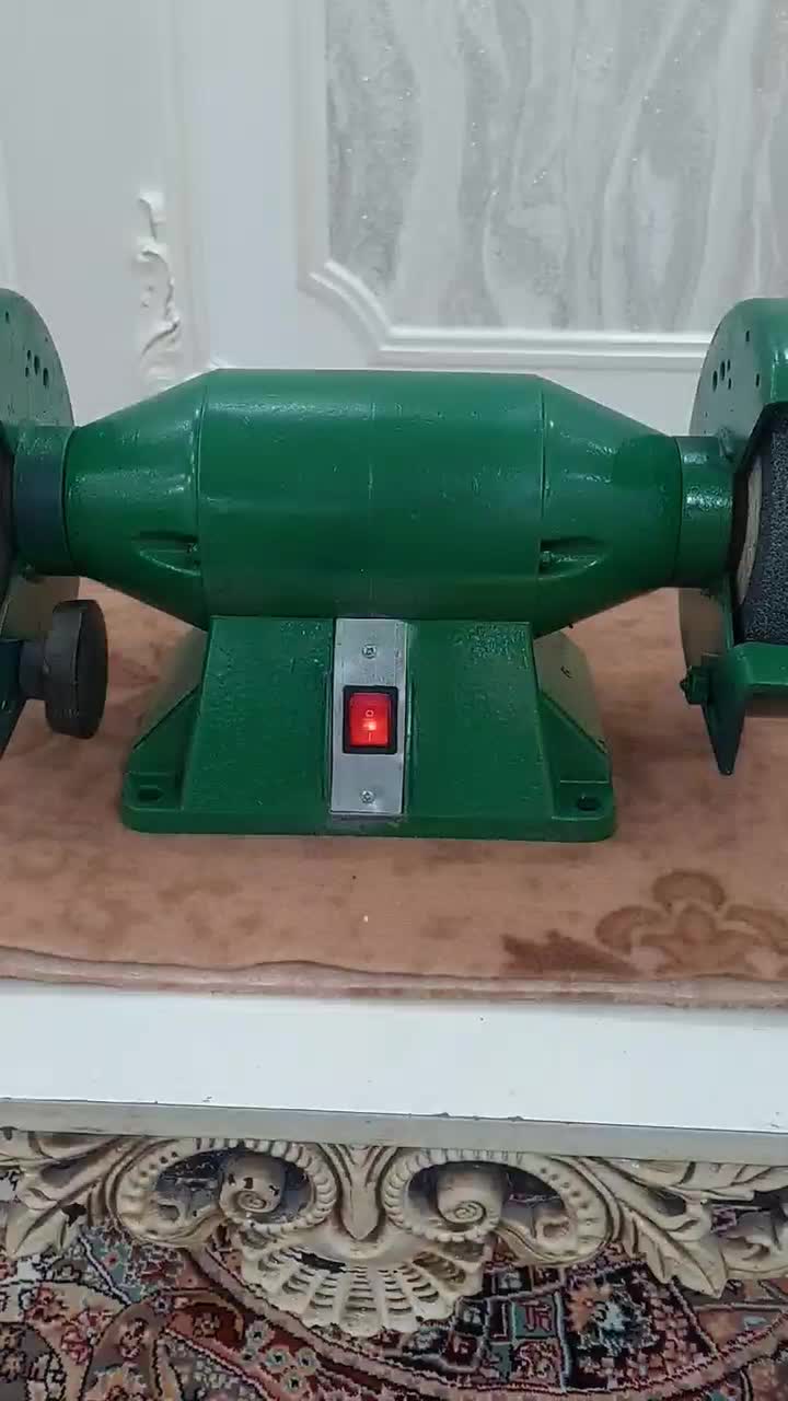 سندان یا سندون|ابزارآلات|تهران, استاد معین|دیوار