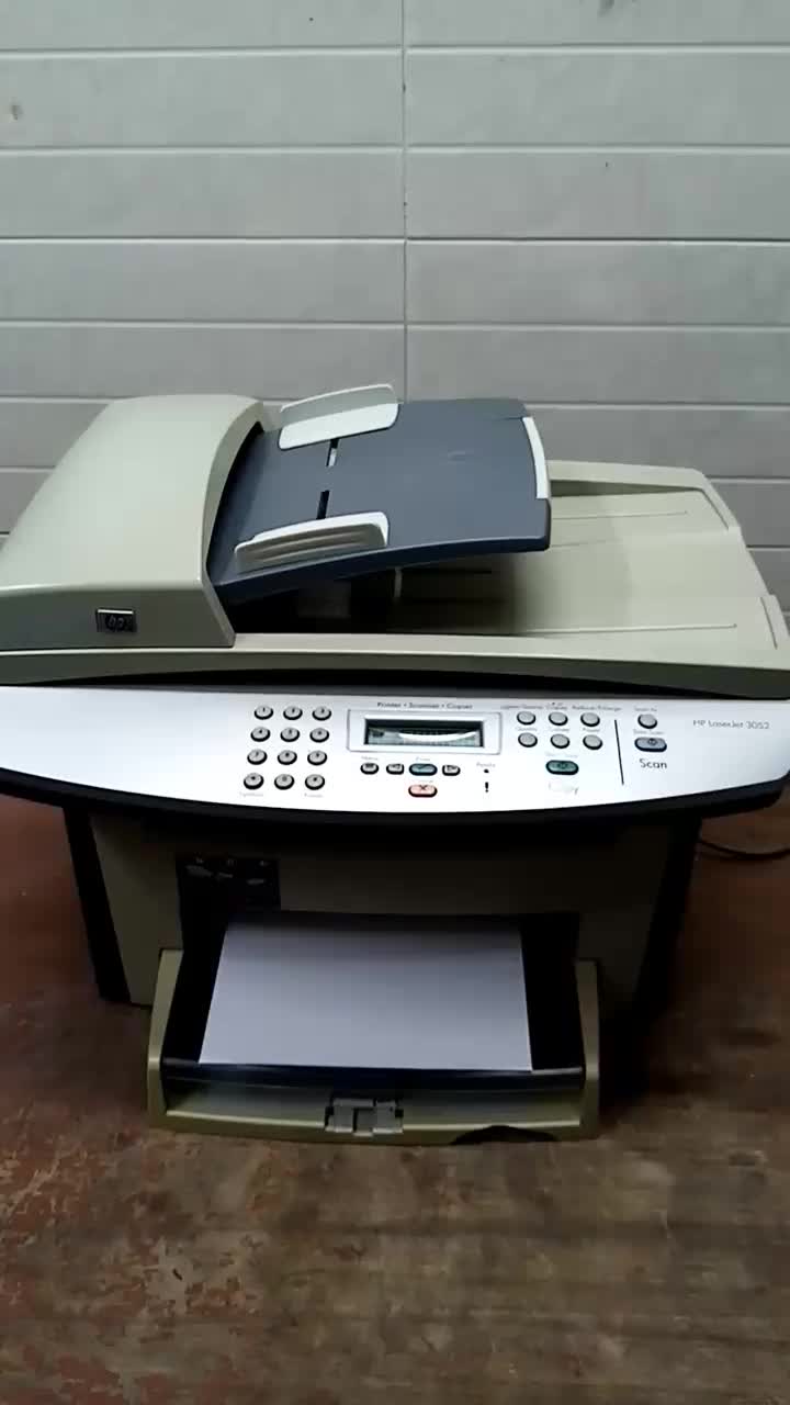 پرینتر چهارکاره لیزری اچ پی ۳۰۵۲ تمیز و سالم|پرینتر، اسکنر، کپی، فکس|کرج, شهرک بنفشه|دیوار