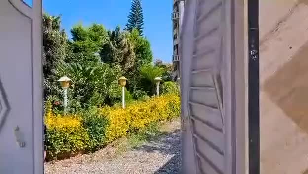 آپارتمان ویلاکوهپایه روبه کوه وجنگل بکر و ویو زیبا|اجارهٔ کوتاهمدت ویلا و باغ|رامسر, |دیوار