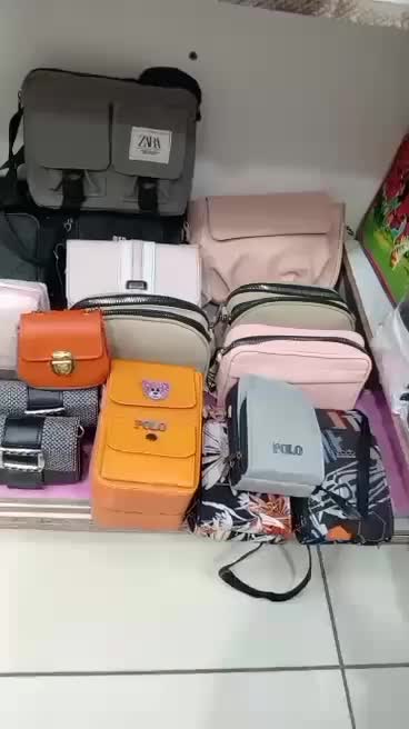 به قیمت خرید پاساژ اریس طبقه ای اول|کیف، کفش، کمربند|مشگین شهر, |دیوار