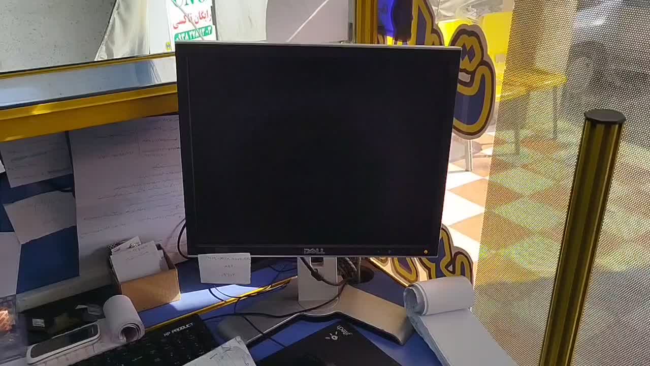 فروش تعدادی کیس و مانیتور|رایانه رومیزی|شیراز, ریاستی|دیوار