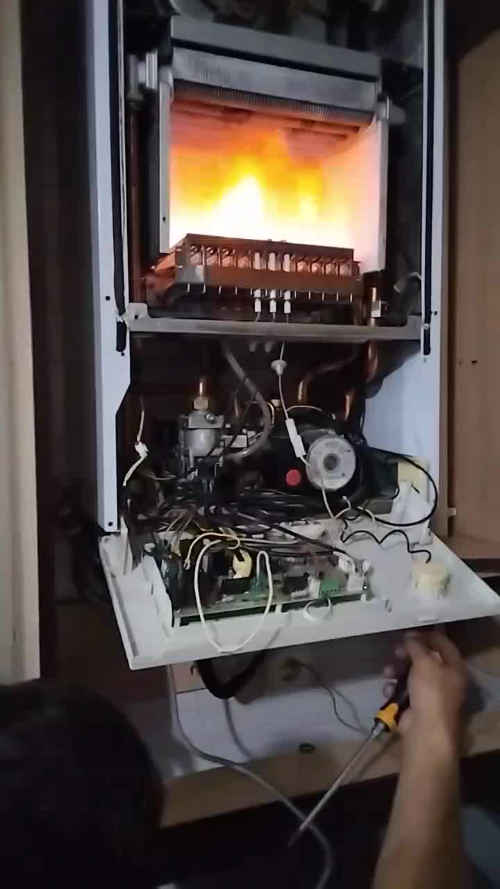 *تعمیرات .نصب سرویس تخصصی پکیج. بازدید رایگان *|خدمات پیشه و مهارت|اراک, |دیوار