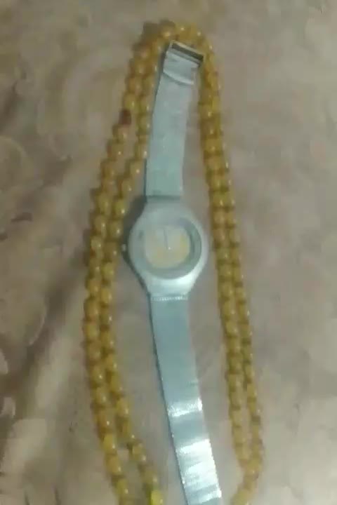 شامقصود انگوری کرمانشاهی وساعت صفحه جغرافیا|کلکسیون اشیاء عتیقه|شیراز, امام حسین|دیوار