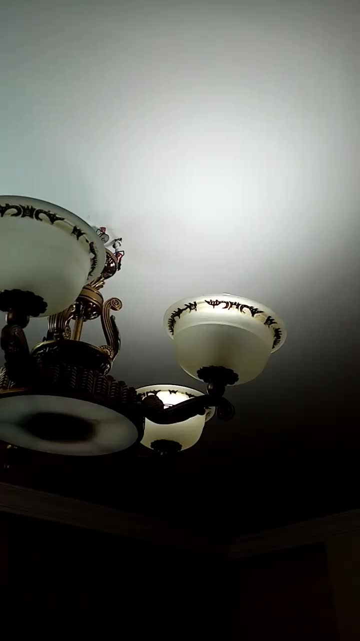 لوستر برنجی|لوستر و چراغ آویز|شاهین‌شهر, گرگاب|دیوار