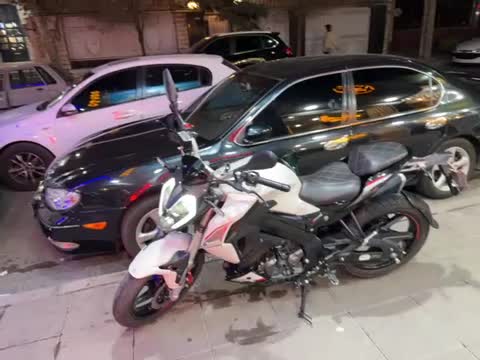 بنلی۱۸۰ مدل۱۴۰۲|موتورسیکلت|کرج, گوهردشت|دیوار