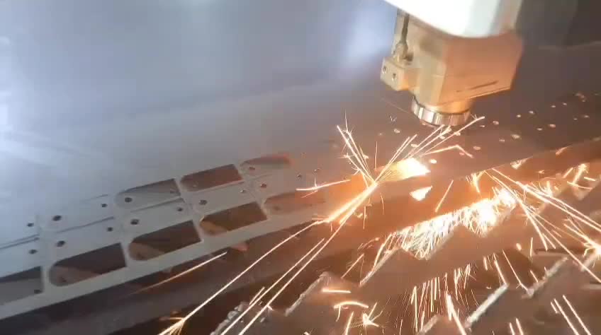 برشکاری لیزر 6kw 2*6و برش روتاری لوله تا قطر ۱متر|خدمات پیشه و مهارت|اردبیل, |دیوار